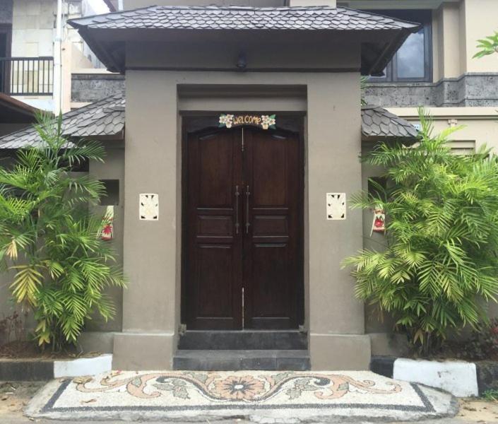Villa Indah Kuta Royal - Private Pool - Optic Fiber High Speed Internet מראה חיצוני תמונה