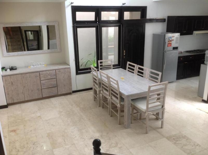 Villa Indah Kuta Royal - Private Pool - Optic Fiber High Speed Internet מראה חיצוני תמונה